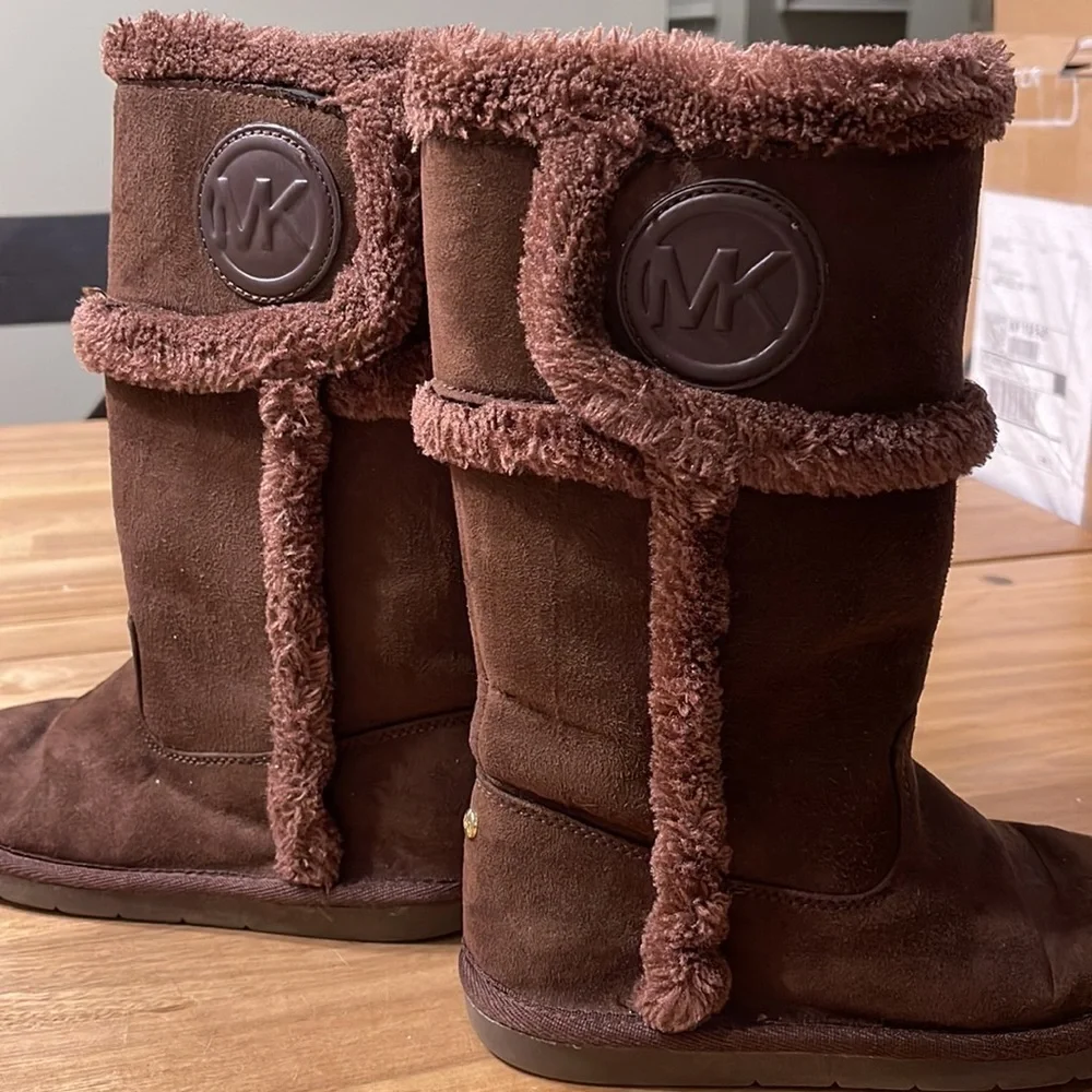 MICHAEL KORS Alina suede / faux fur boots